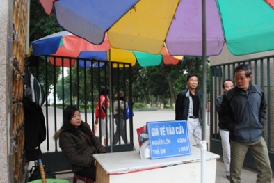 Có nên miễn phí vào cổng công viên?